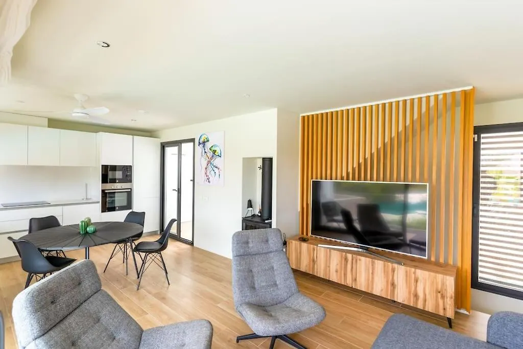 Genoveses Suites, 3 Hab, Garaje, Piscina, Solarium Y Wifi San Jose